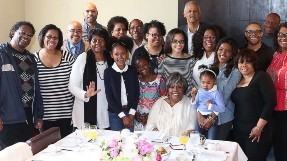 The family revealing mother, Vernita Lee, died on Thanksgiving. She was 83.