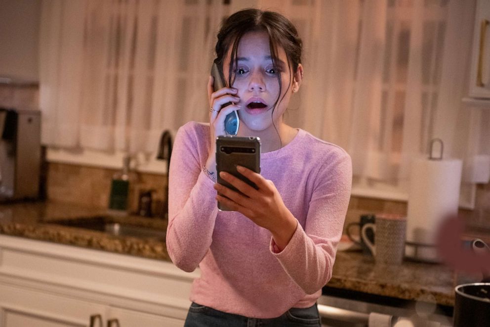 PHOTO: Jenna Ortega in "Scream" (2022).