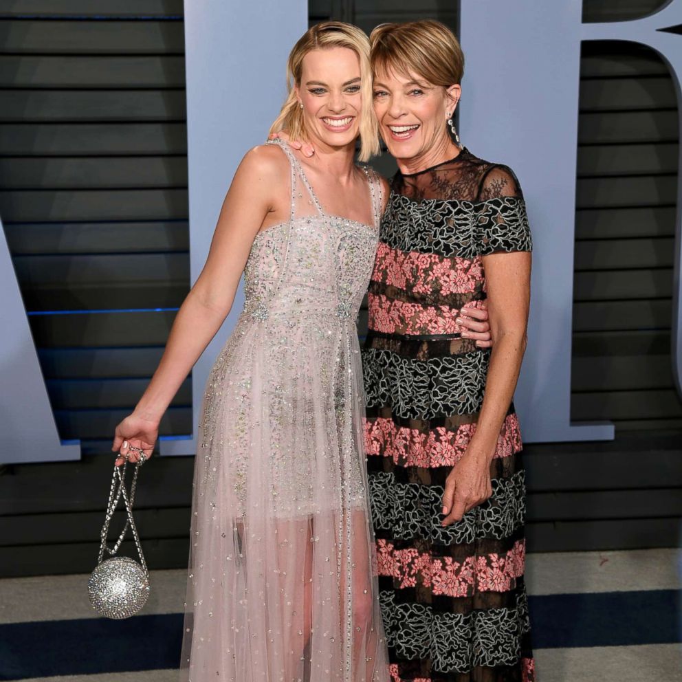 VIDEO: These celebrities brought their moms to the Oscars and we can't handle the cuteness