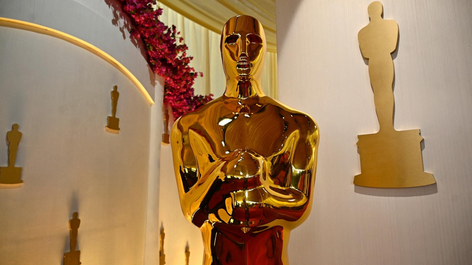 PHOTO: An Oscar statue is pictured at the red carpet of the 96th Annual Academy Awards at the Dolby Theatre, March 9, 2024, in Hollywood, Calif.