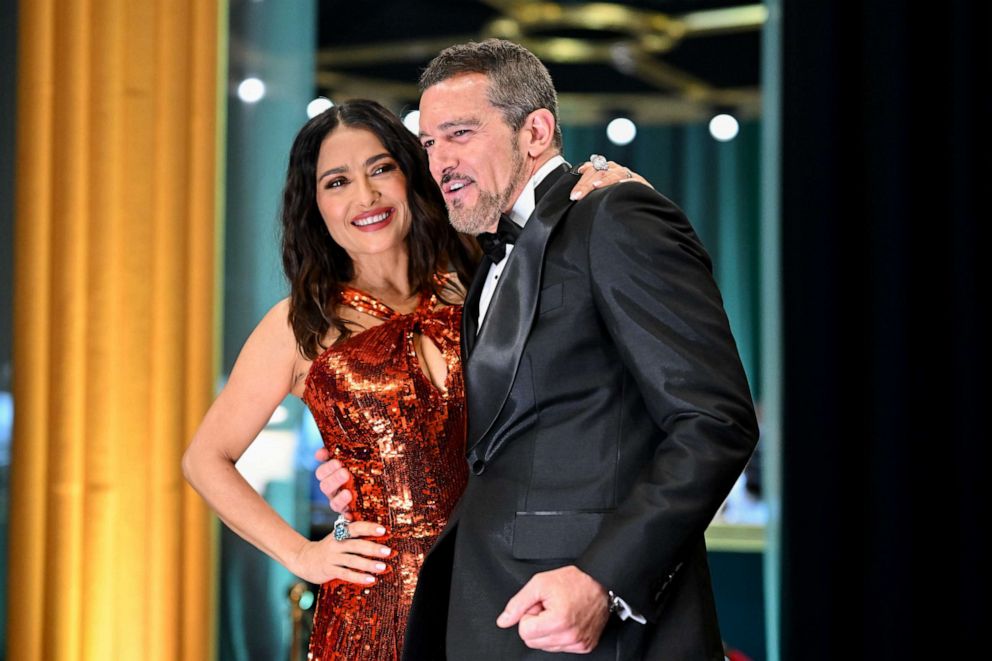 PHOTO: Salma Hayek and Antonio Banderas backstage during the 95th Annual Academy Awards Mar. 12, 2023, in Hollywood.