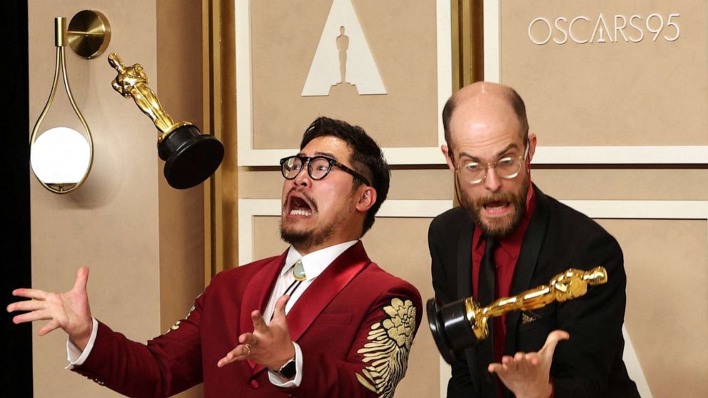 Directors Daniel Kwan, Daniel Scheinert 'never thought' Oscar win was in  the cards - ABC News