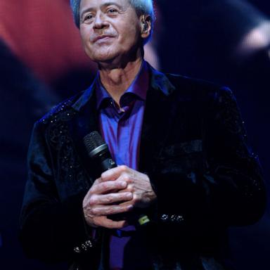 PHOTO: Wayne Osmond performs, May 30, 2008, in Wembley, England.