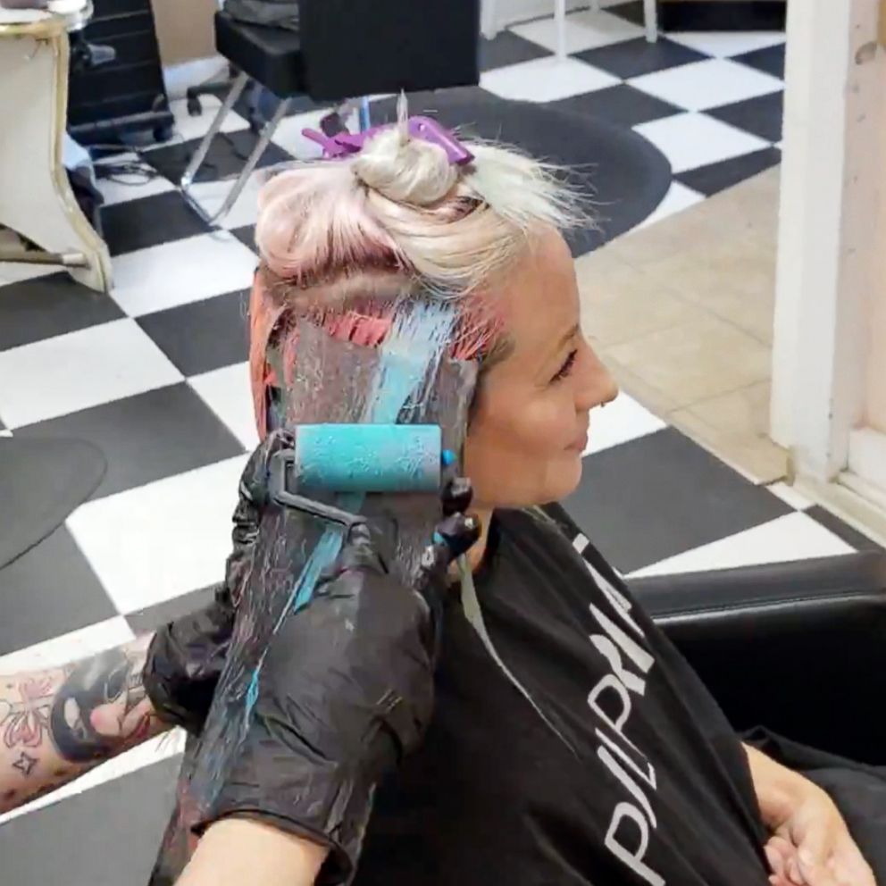 Colorist invents new way to dye hair -- with a paint roller - Good Morning  America