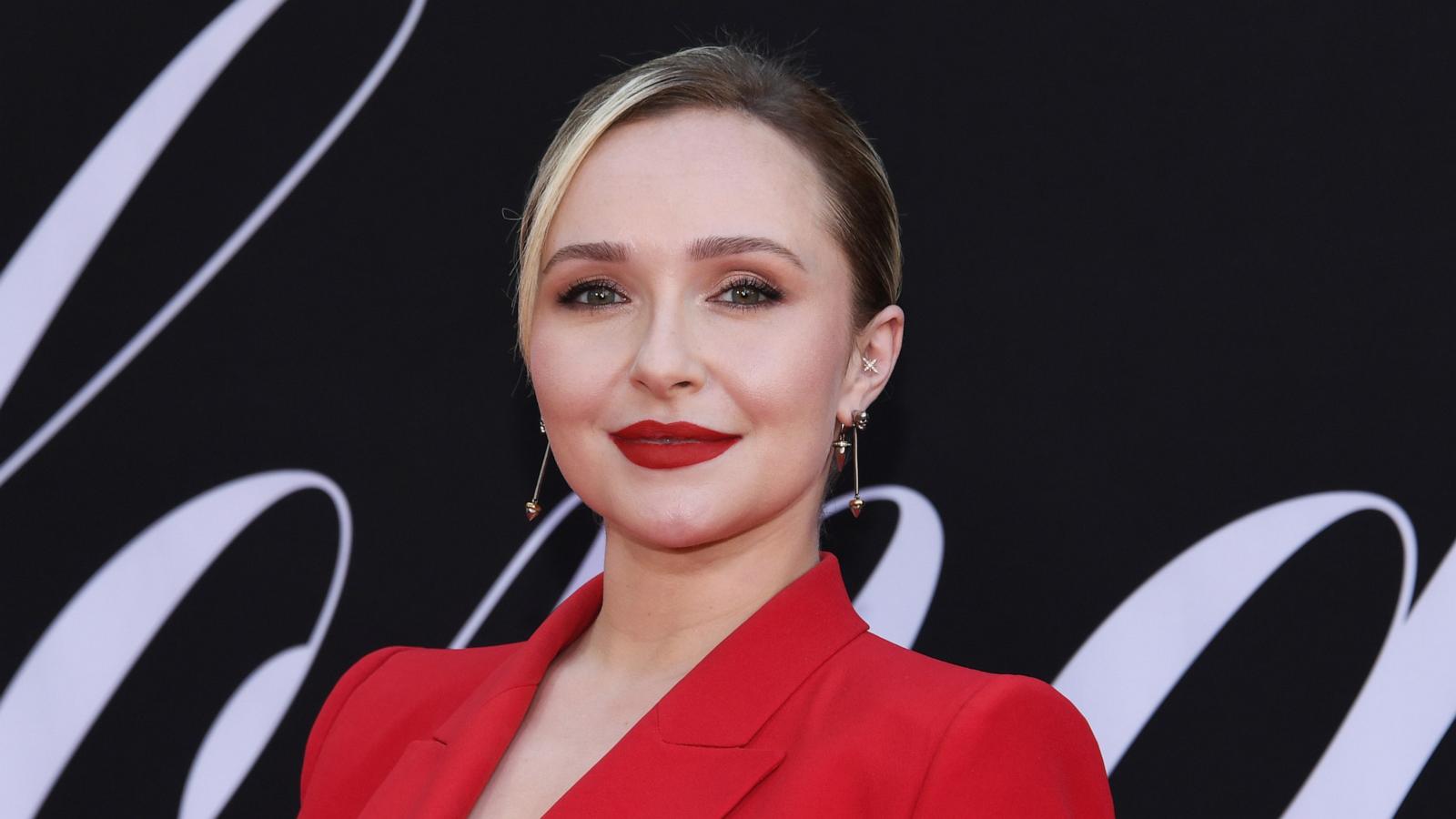 PHOTO: Hayden Panettiere attends Los Angeles Premiere Of Netflix's New Film "Blonde" at TCL Chinese Theatre on September 13, 2022 in Hollywood, California.