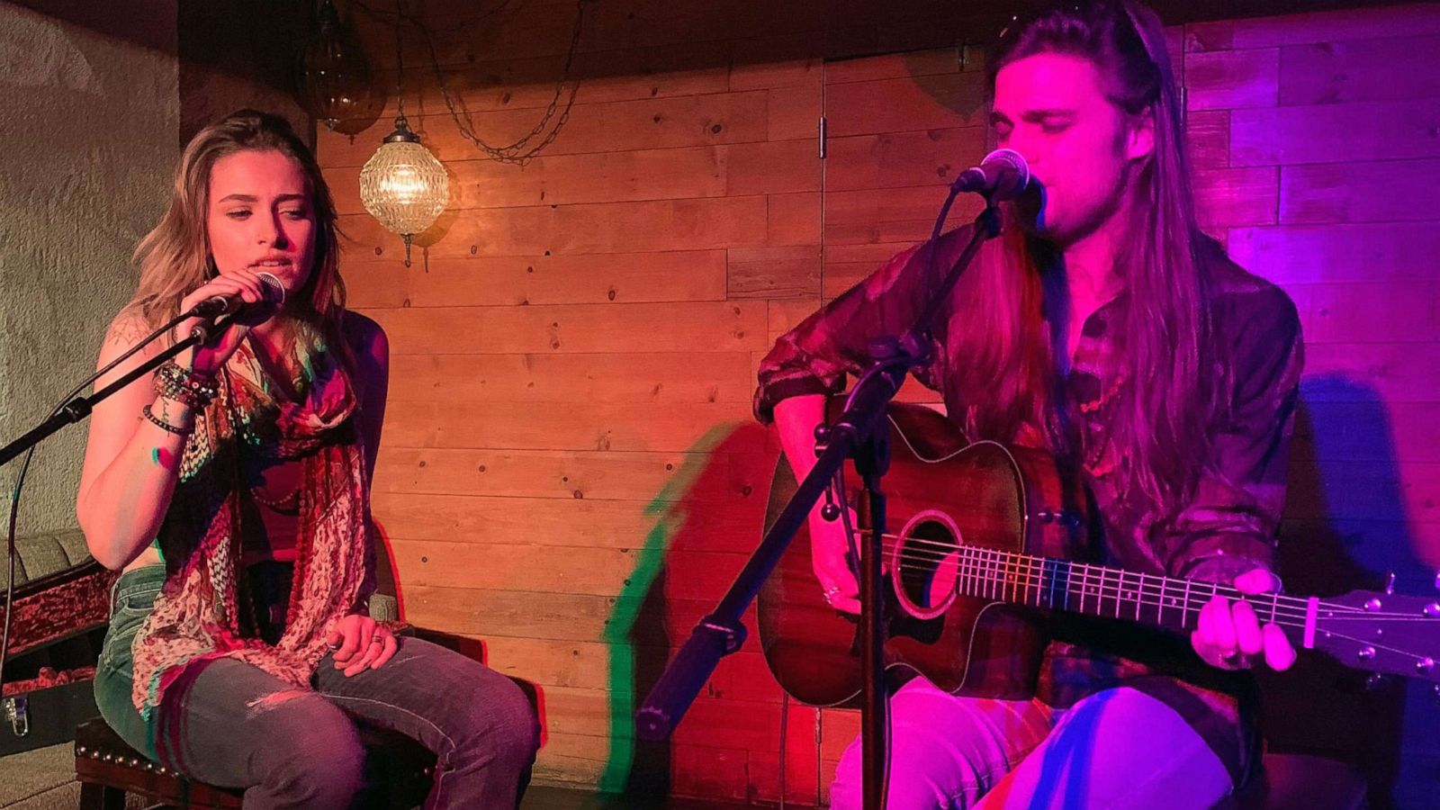 PHOTO:Paris Jackson and boyfriend Gabriel Glenn perform as The Sunflowers in Hollywood, Calif.