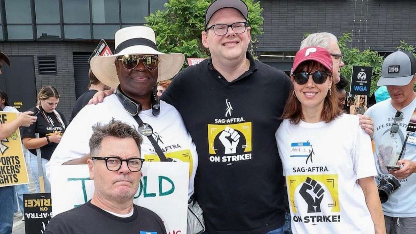 PHOTO: Nick Offerman, Retta, Duncan Crabtree-Ireland and Aubrey Plaza on the picket line for the SAG-AFTRA strike.