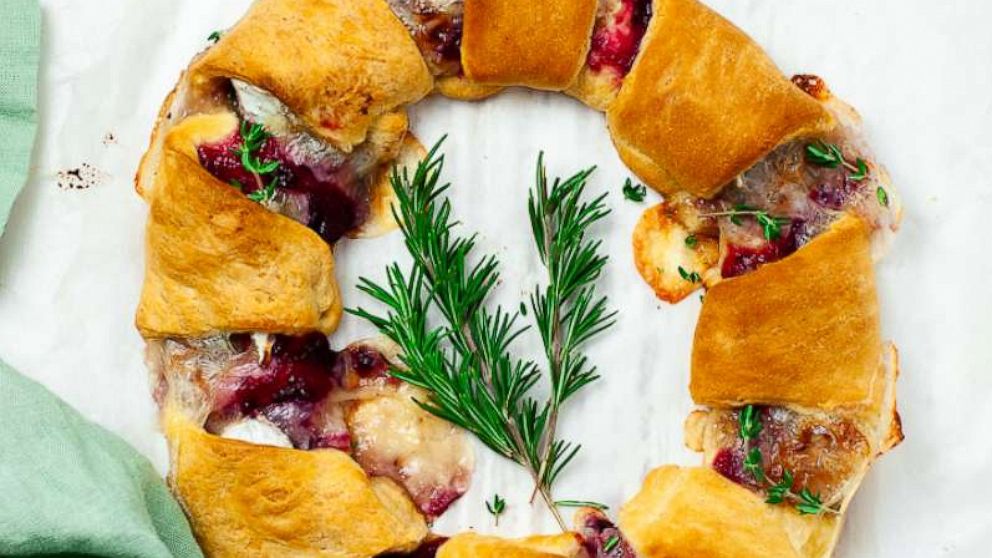 PHOTO: This brie and cranberry appetizer shaped like a holiday wreath is made with flaky store-bought pastry dough.