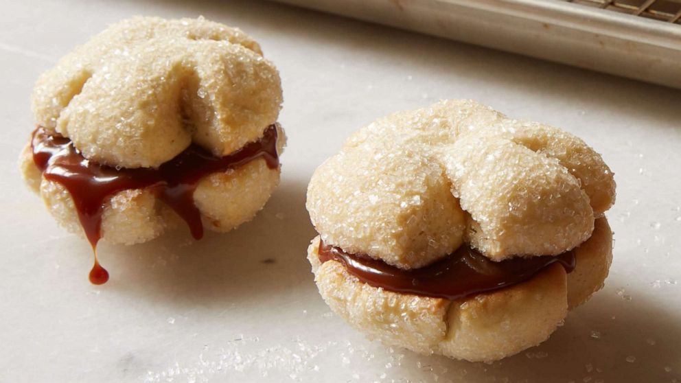 VIDEO: How to make chef Pati Jinich's Bizcotela Vestida cookies