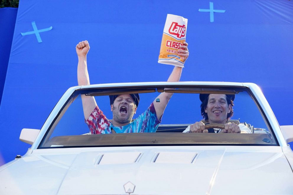 PHOTO: Seth Rogen and Paul Rudd star in a Lay's first Super Bowl campaign in 17 years.