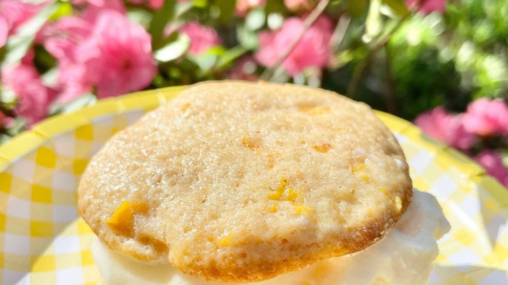 PHOTO: Peach ice cream cookie sandwich.