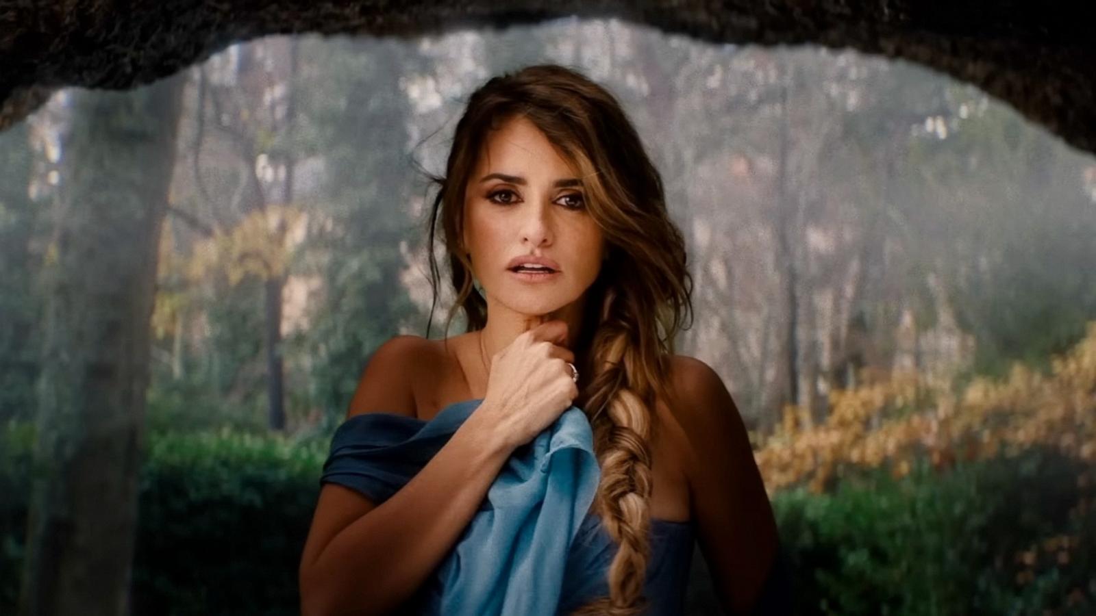 PHOTO: Penelope Cruz stars in a music video from rapper Residente.