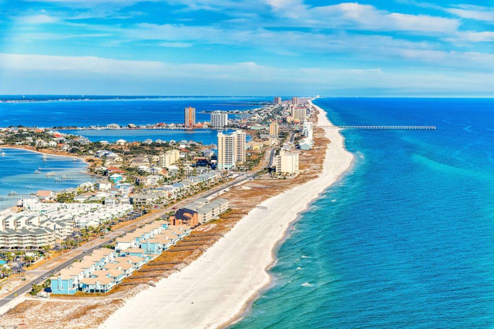 PHOTO: The pier along the beach at Pensacola Beach, Florida.