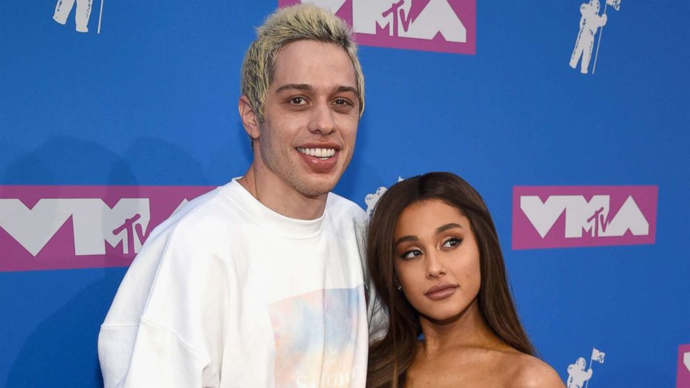 VIDEO: Ariana Grande, Pete Davidson reportedly split