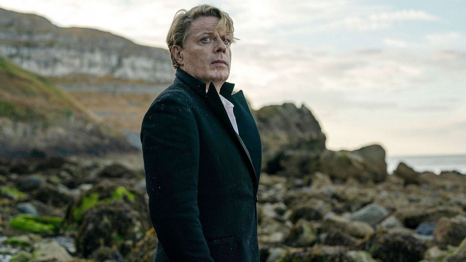 PHOTO: Eddie Izzard appears in "Six Minutes to Midnight".