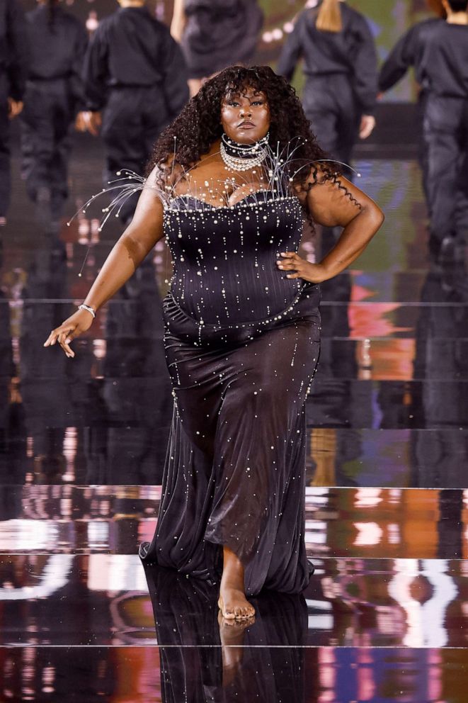 PHOTO: Yseult walks the runway during "Le Défilé L'Oréal Paris - Walk Your Worth" Show as part of Paris Fashion Week at the Eiffel Tower, Oct. 1, 2023, in Paris.