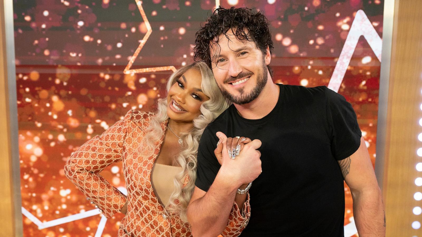 PHOTO: Phaedra Park and Val Chmerkovskiy pictured as 'Good Morning America' reveals the 'Dancing with the Stars' season 33 cast.