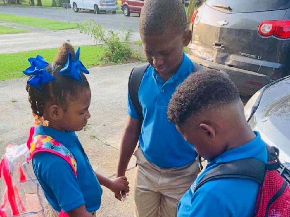PHOTO: Jamisha Harris of Baton Rouge, Louisiana, posted a photo of her children Eugene Jacobs, 10, Jorden Jacobs, 8 and Emily Jacobs, 7, praying before the first day of school.