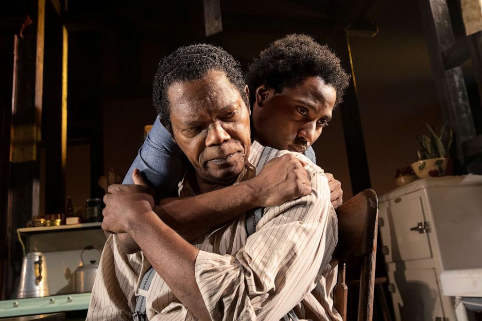 PHOTO: Samuel L. Jackson and John David Washington in a production still from "The Piano Lesson."