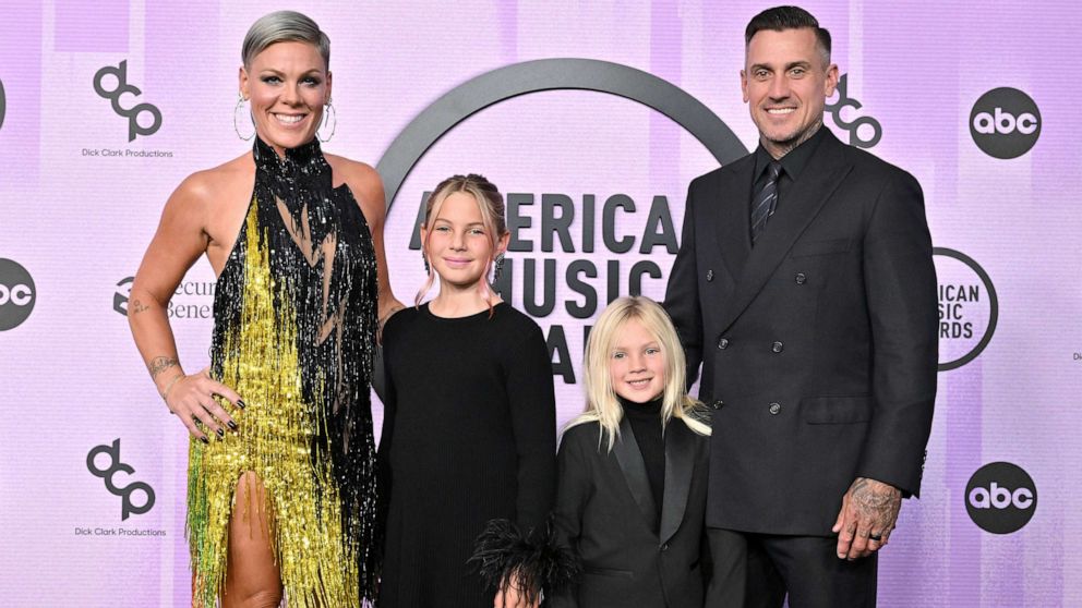PHOTO: Pink, Willow Sage Hart, Jameson Moon Hart, and Carey Hart attend the 2022 American Music Awards at Microsoft Theater on Nov. 20, 2022 in Los Angeles.