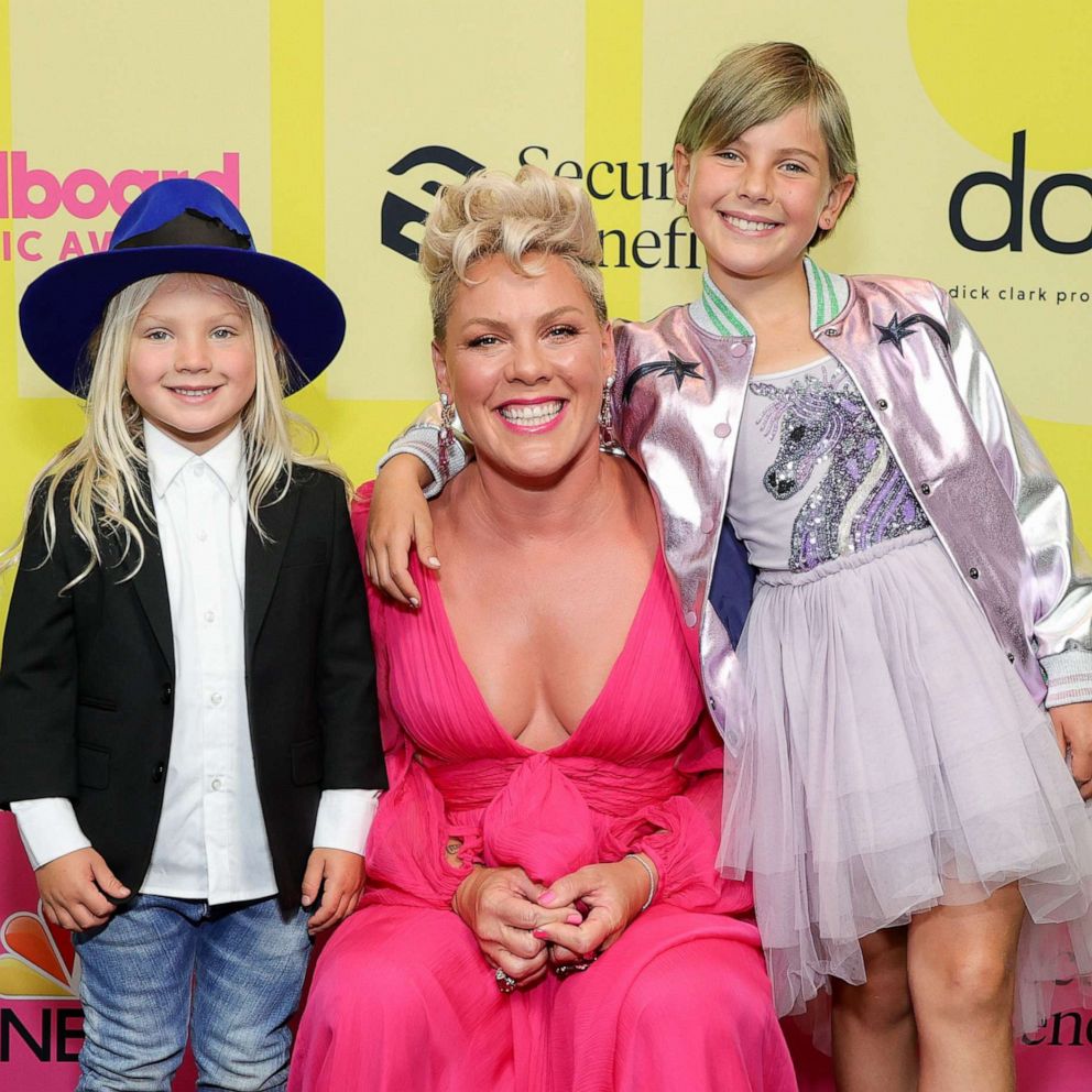 Pink lights menorah as she celebrates Hanukkah with her kids - Good Morning  America