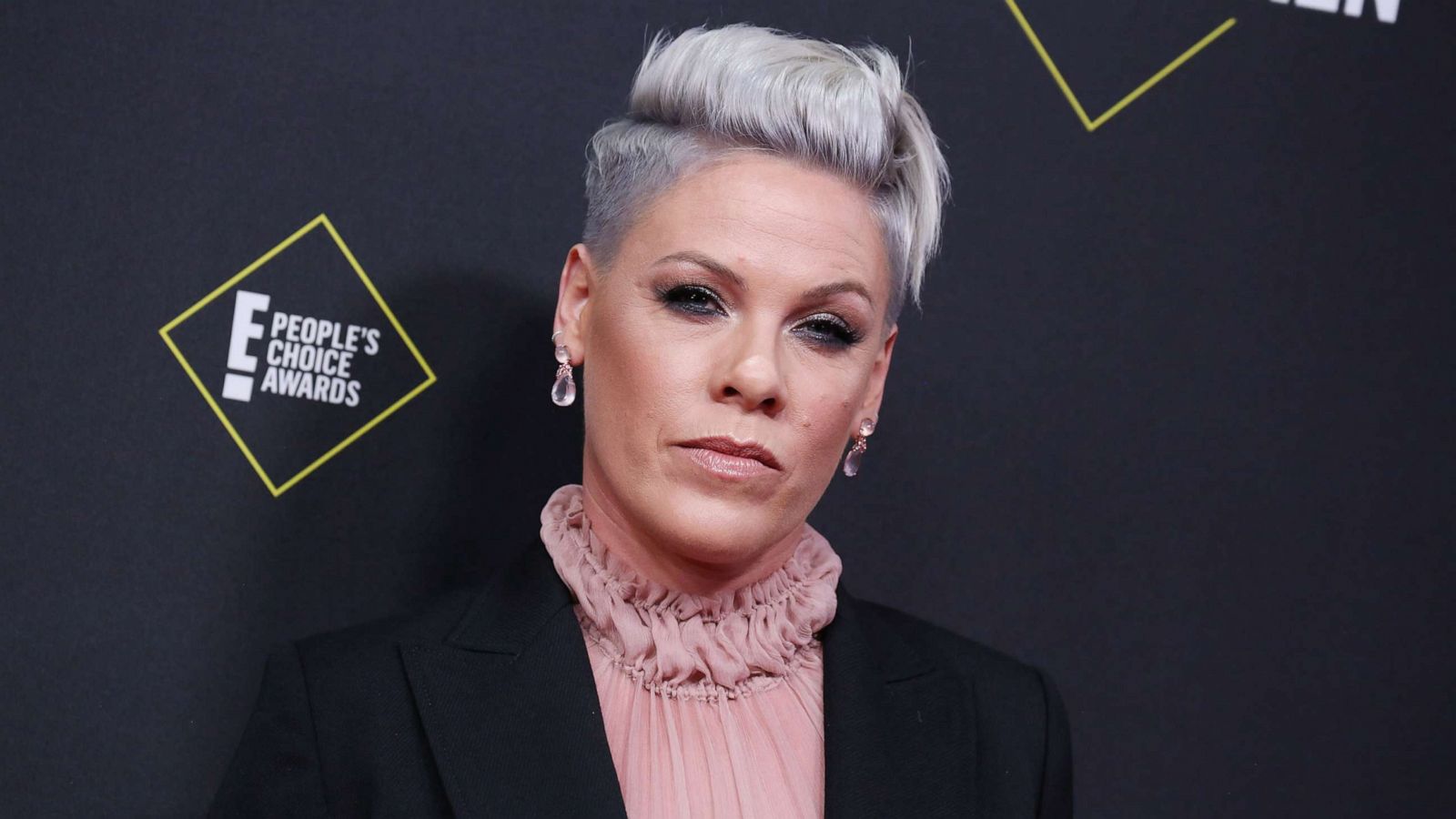 PHOTO: Pink attends the 45th Annual People's Choice Awards in Los Angeles on Nov. 10, 2019.