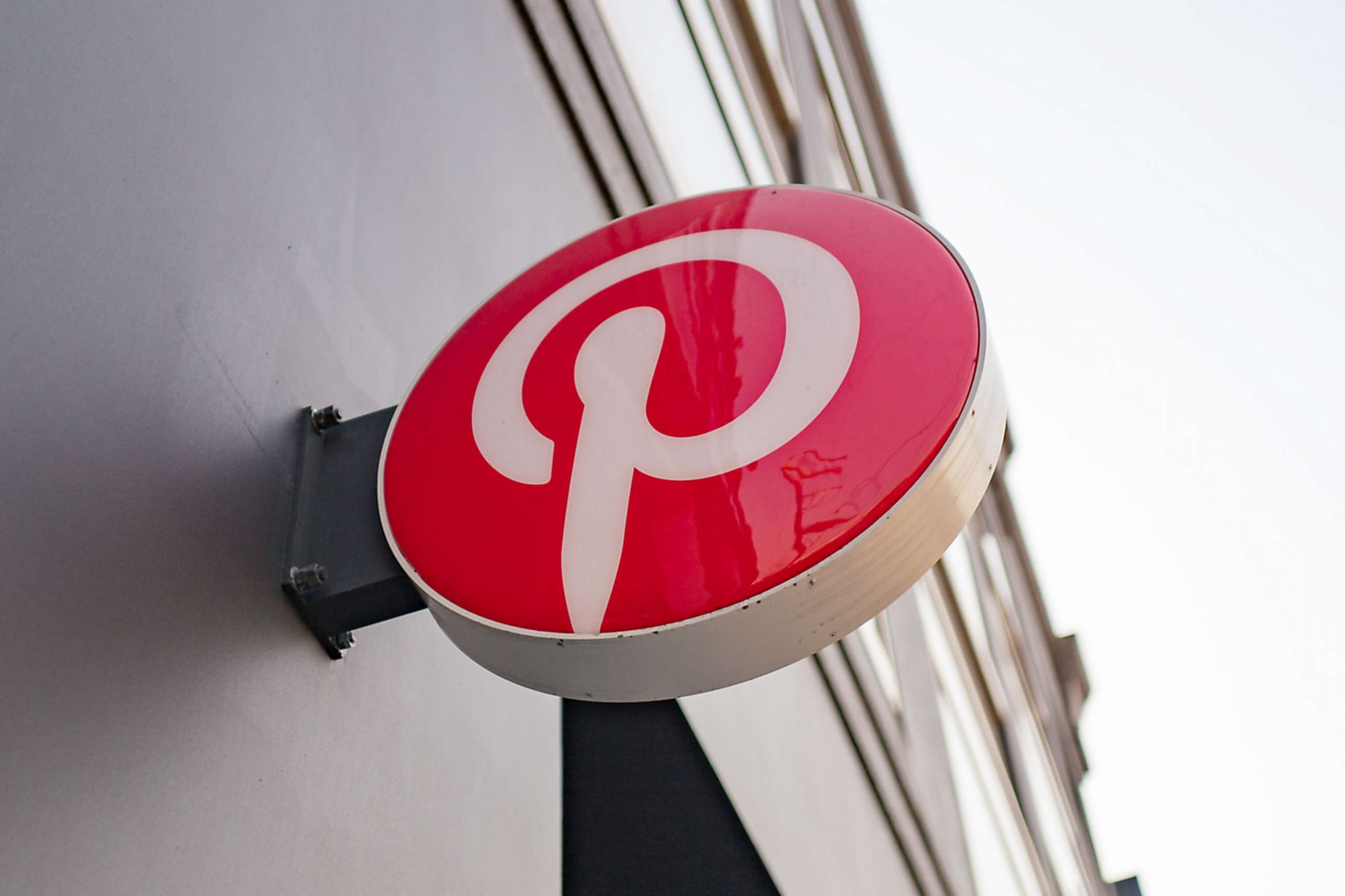 PHOTO: A sign with the company logo is posted outside the corporate headquarters of Pinterest in San Francisco, Oct. 13, 2017.