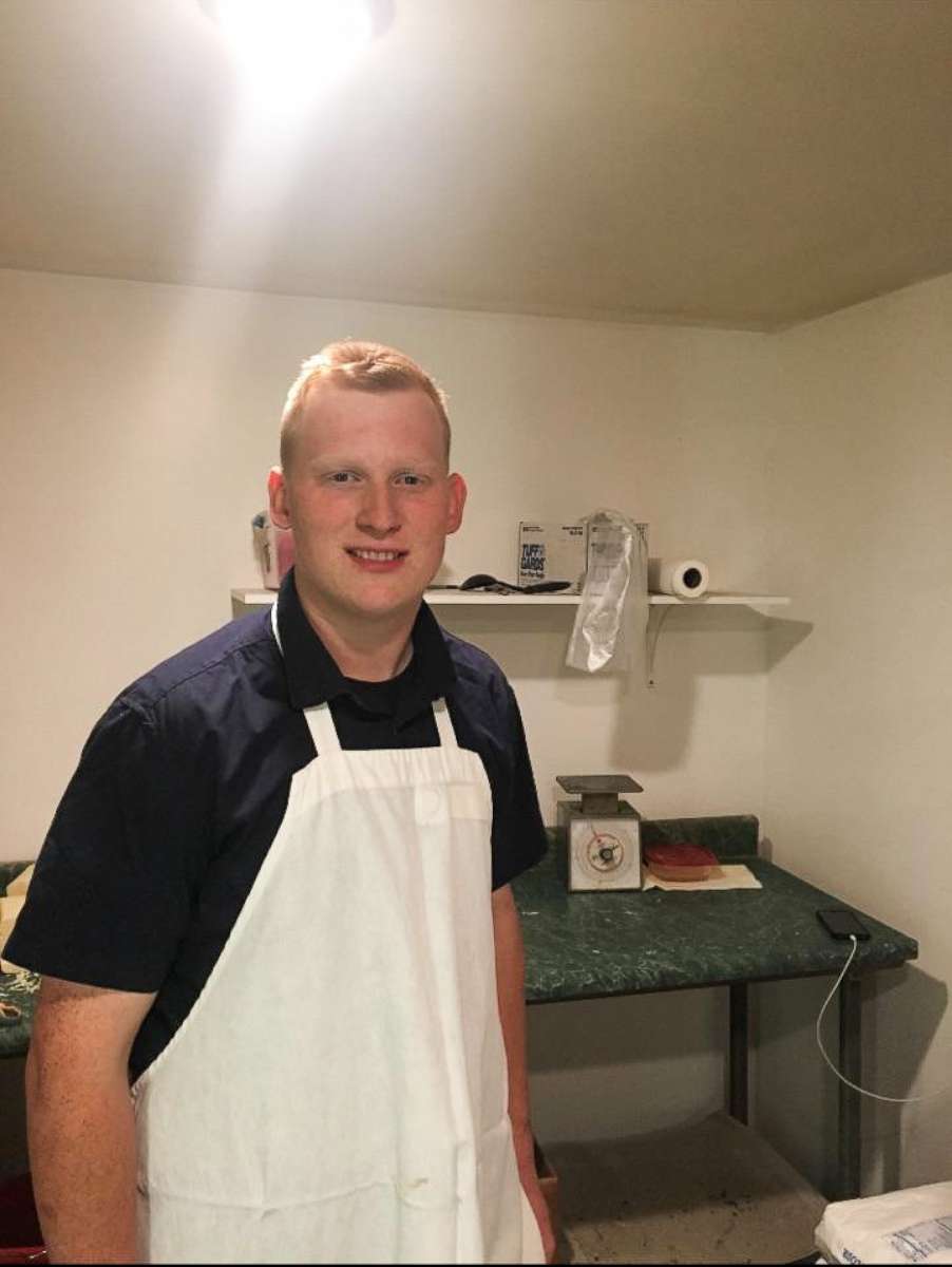 PHOTO: A pizza store employee, Dalton Shaffer, decided to drive 7 hours roundtrip to deliver a terminally ill man his favorite pie.