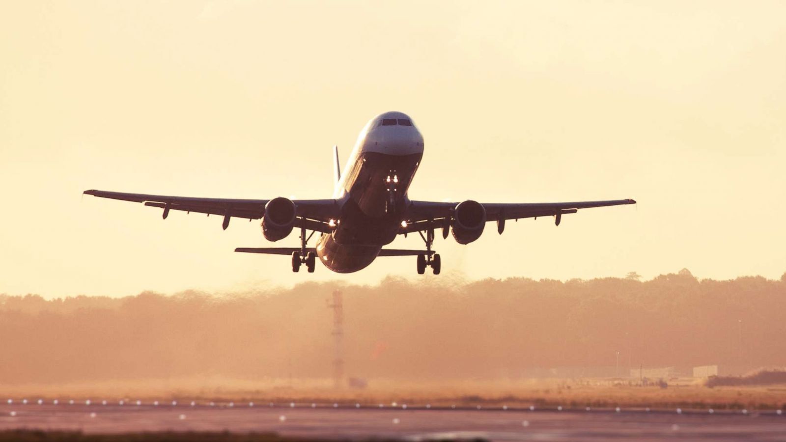 PHOTO: A plane takes off in this undated stock photo.