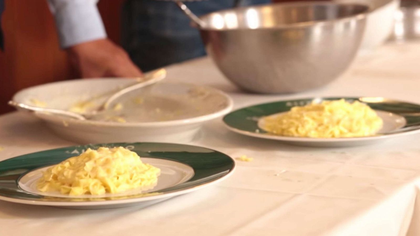 PHOTO: Two plates of traditional fettuccine Alfredo.