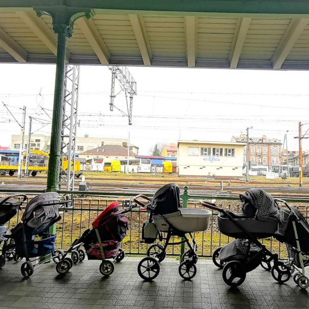 Moms in Poland leave strollers for Ukrainian moms crossing the border