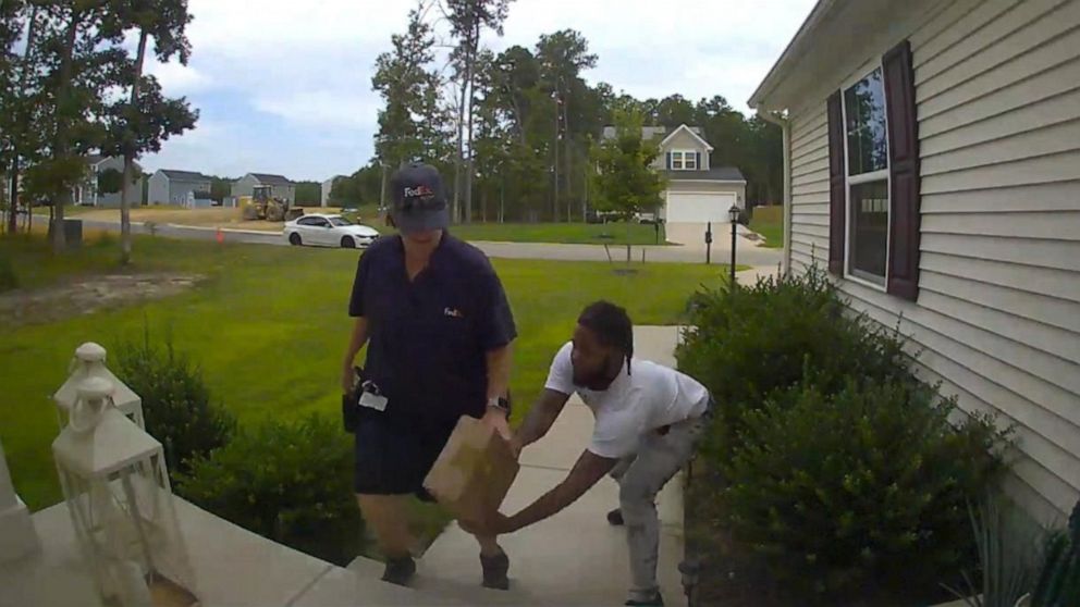 VIDEO: Porch pirate steals package right from delivery person’s hands