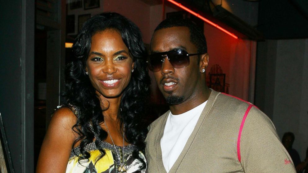 PHOTO: Kim Porter and Sean "Diddy" Combs arrive at "The Rock N Roll of Hip Hop" party," June 26, 2009, in Beverly Hills, Calif. 