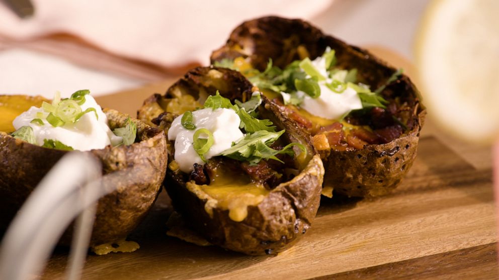 VIDEO: Follow this easy recipe to make T.G.I.Friday’s delicious Loaded Potato Skins at home 