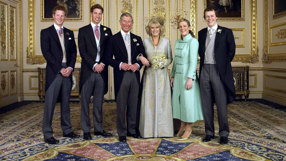 PHOTO: The Prince of Wales and his new bride Camilla, Duchess of Cornwall, with their children (L-R) Prince Harry, Prince William, Laura Parker Bowles and Tom Parker Bowles at Windsor Castle, April 9, 2005, after their wedding ceremony.