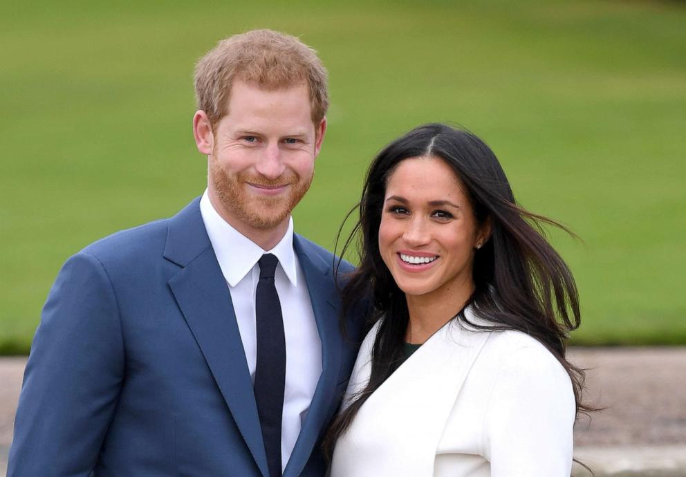 PHOTO: Prince Harry and Meghan Markle attend an official photocall in London, Nov. 27, 2017.