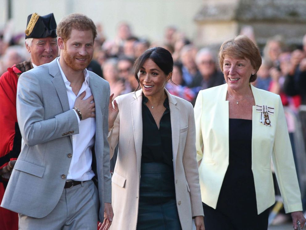PHOTO: The Duke and Duchess of Sussex at Edes House, West Street, Chichester, as part of their first joint official visit to Sussex, Oct. 3, 2018.