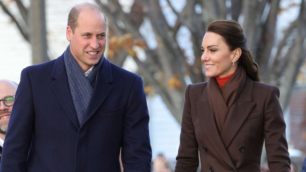 PHOTO: Prince William, Prince of Wales and Catherine, Princess of Wales visit east Boston to see the changing face of Boston's shoreline as the city contends with rising sea levels on Dec. 01, 2022 in Boston. 