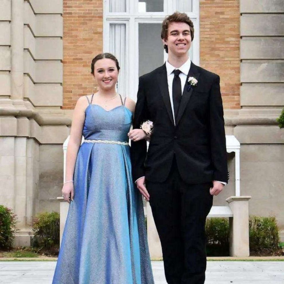 VIDEO: Tennessee teens, former NICU neighbors, attend prom together