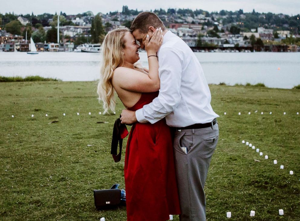 PHOTO: Joshua Green pulls off elaborate "Grey's Anatomy"-themed proposal in Seattle for superfan girlfriend Hannah Pettijohn. 