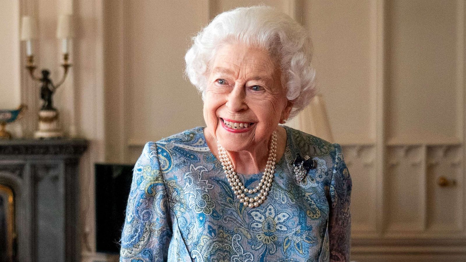 PHOTO: Queen Elizabeth attends an audience with the President of Switzerland Ignazio Cassis (Not pictured) at Windsor Castle, April 28, 2022, in Windsor, England.