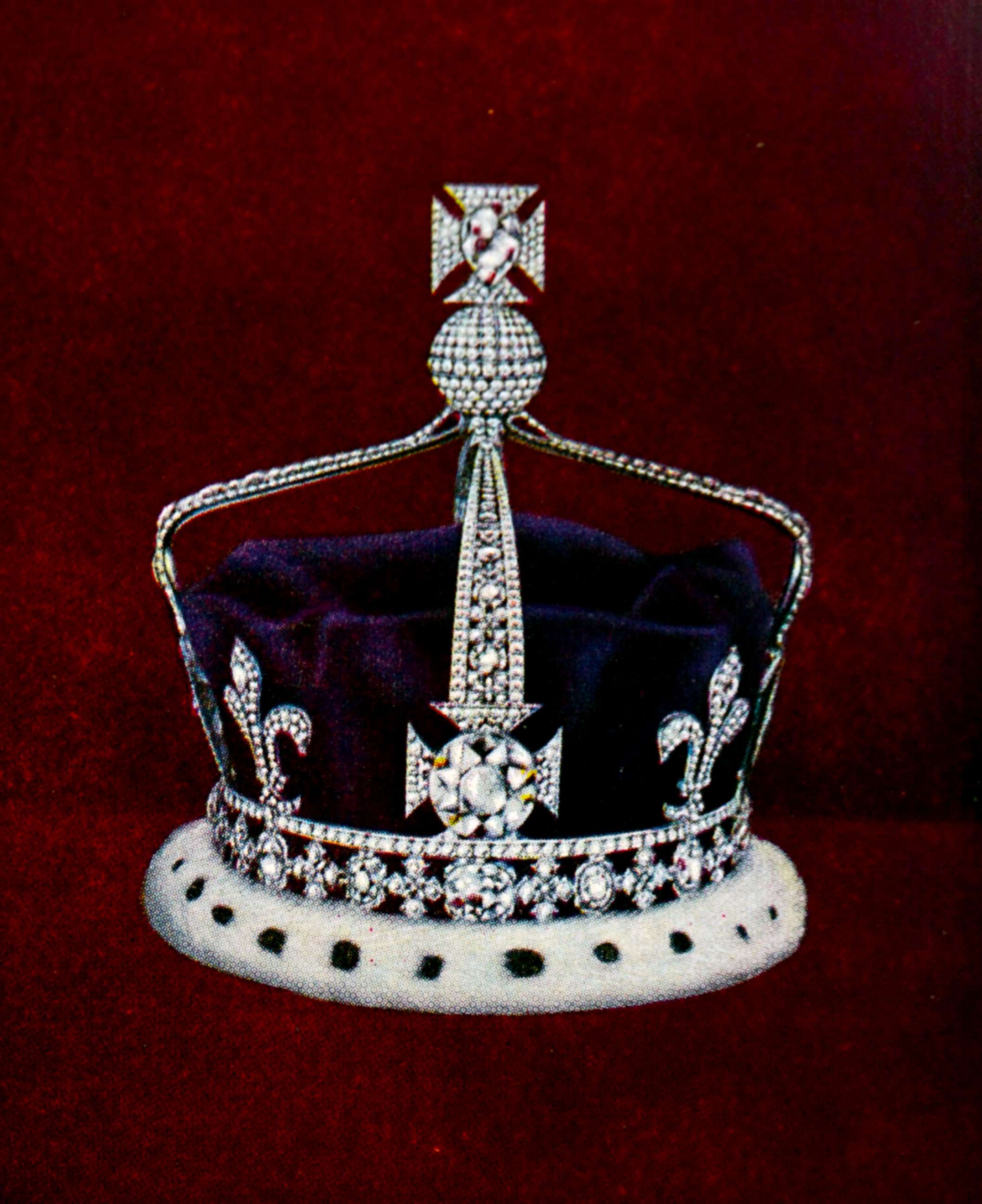 PHOTO: State Crown of Queen Mary of Teck, Consort of King George V.