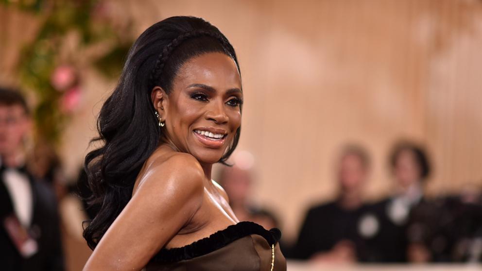 PHOTO: Sheryl Lee Ralph arrives at the 83rd Golden Globes, Jan. 11, 2026, at the Beverly Hilton in Beverly Hills, Calif.