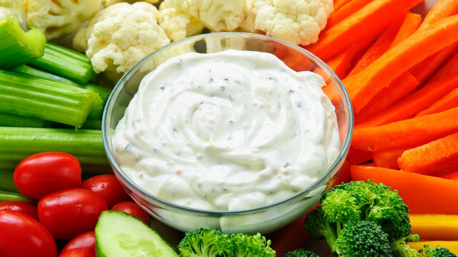 PHOTO: Vegetables and dip