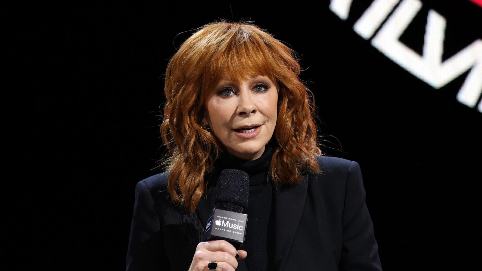 PHOTO: Reba McEntire speaks during the Super Bowl LVIII Pregame & Apple Music Super Bowl LVIII Halftime Show press conference at the Mandalay Bay Convention Center on February 08, 2024 in Las Vegas, Nevada.