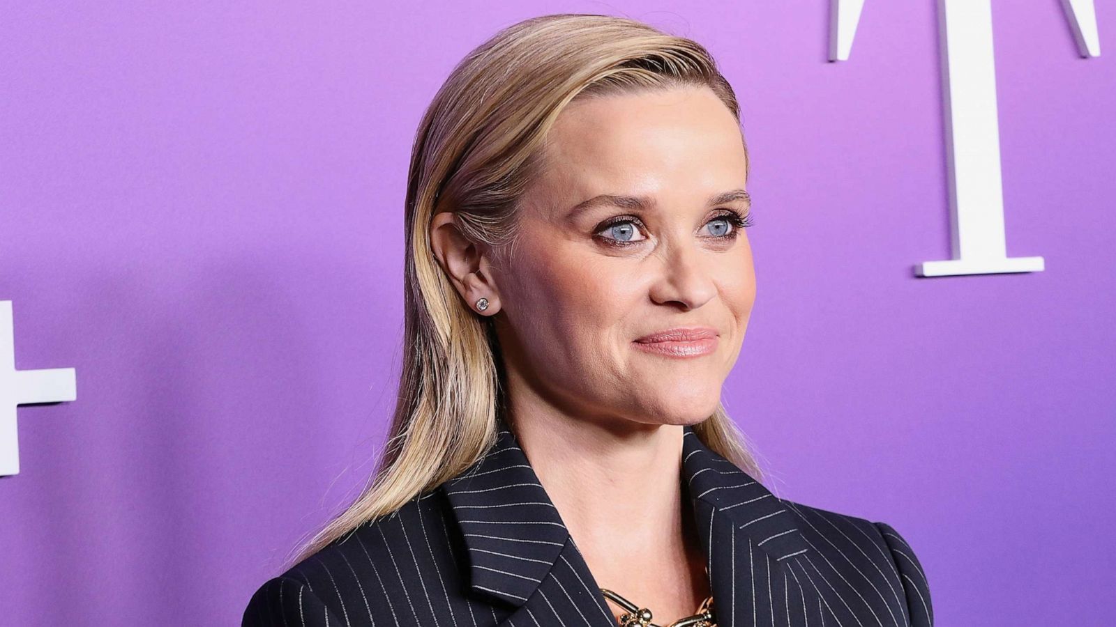 reese witherspoon new hairdo 2022
