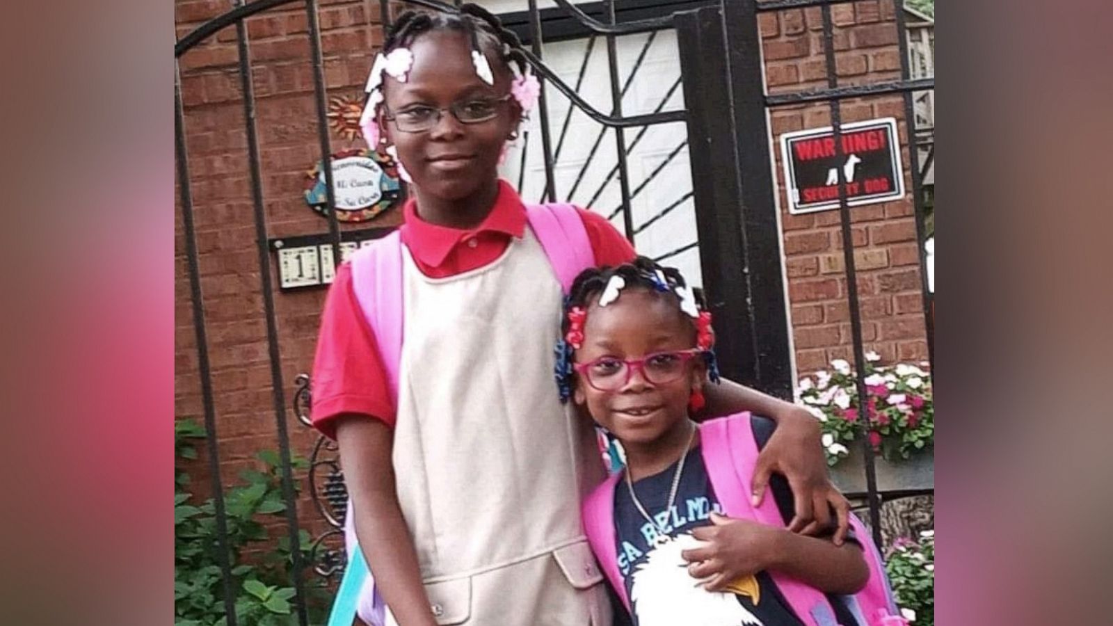 PHOTO: Reshyla and Savayla Winters of Chicago are pictured in an undated family photo.