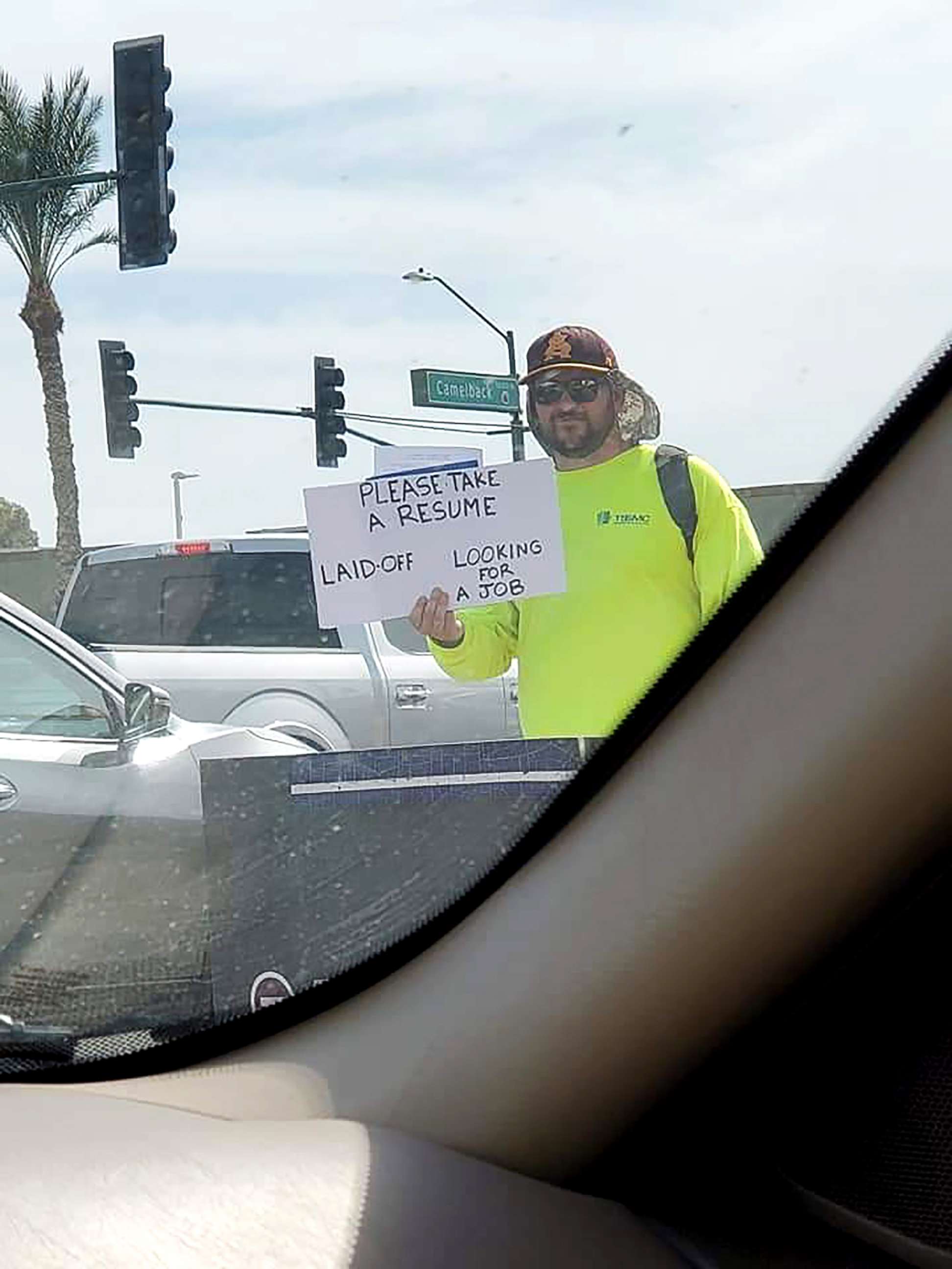 PHOTO: Patrick Hoagland received hundreds of job offers during his 3-day visits to busy intersections in Phoenix.