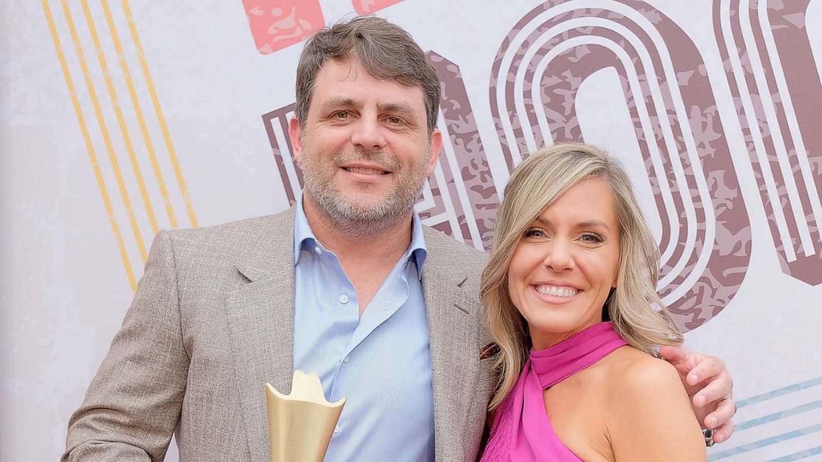 PHOTO: Rhett Akins and his wife Sonya Mansfield attend the 12th Annual ACM Honors at Ryman Auditorium on Aug. 22, 2018, in Nashville.