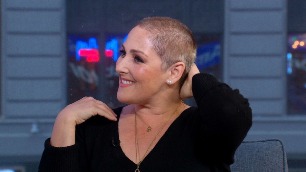 Ricki Lake opens up about 'debilitating' hair loss 'It was my secret